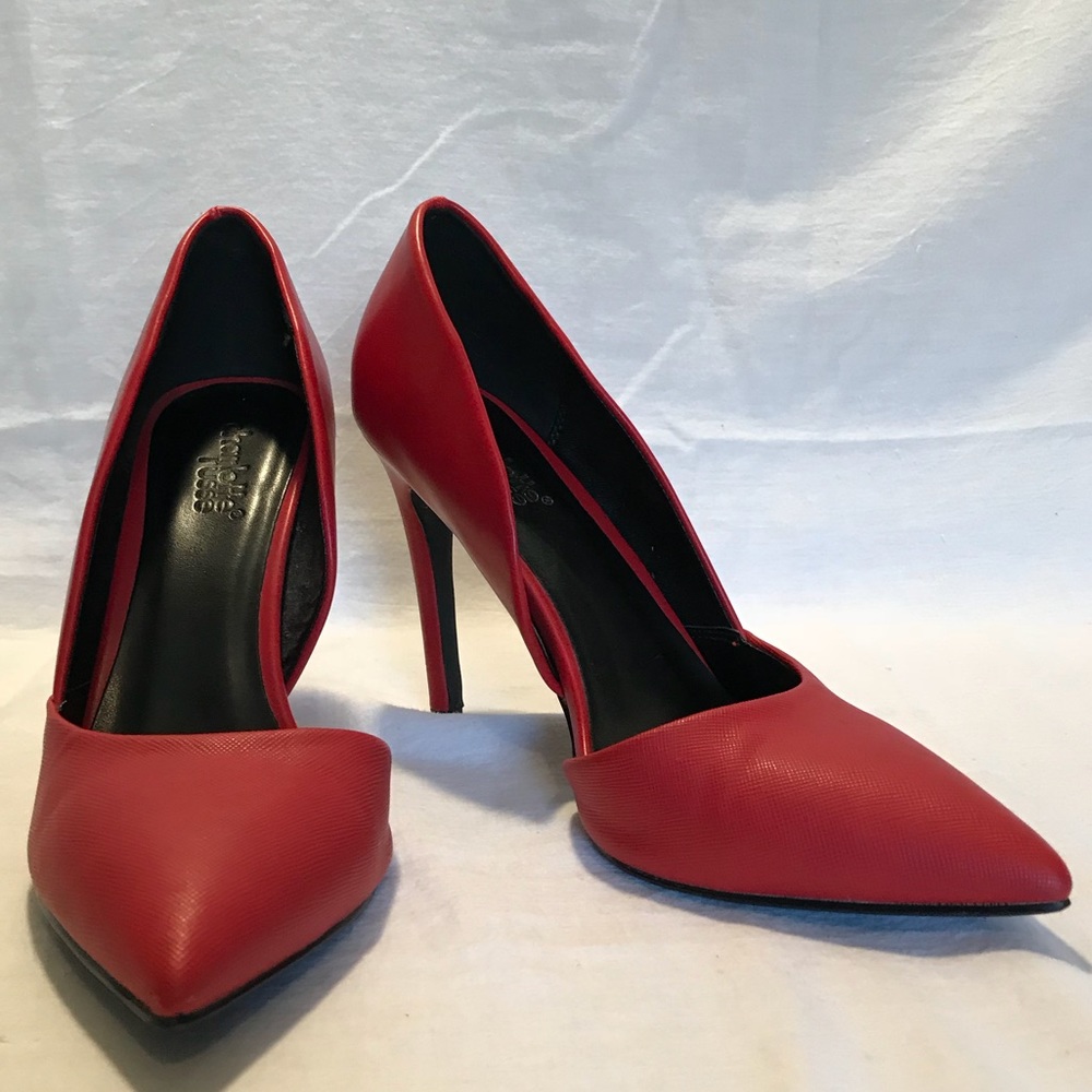 Charlotte Russe Red pointy heels👠❤️